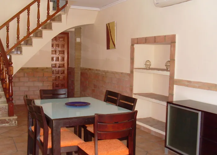 062 Almendro デニア